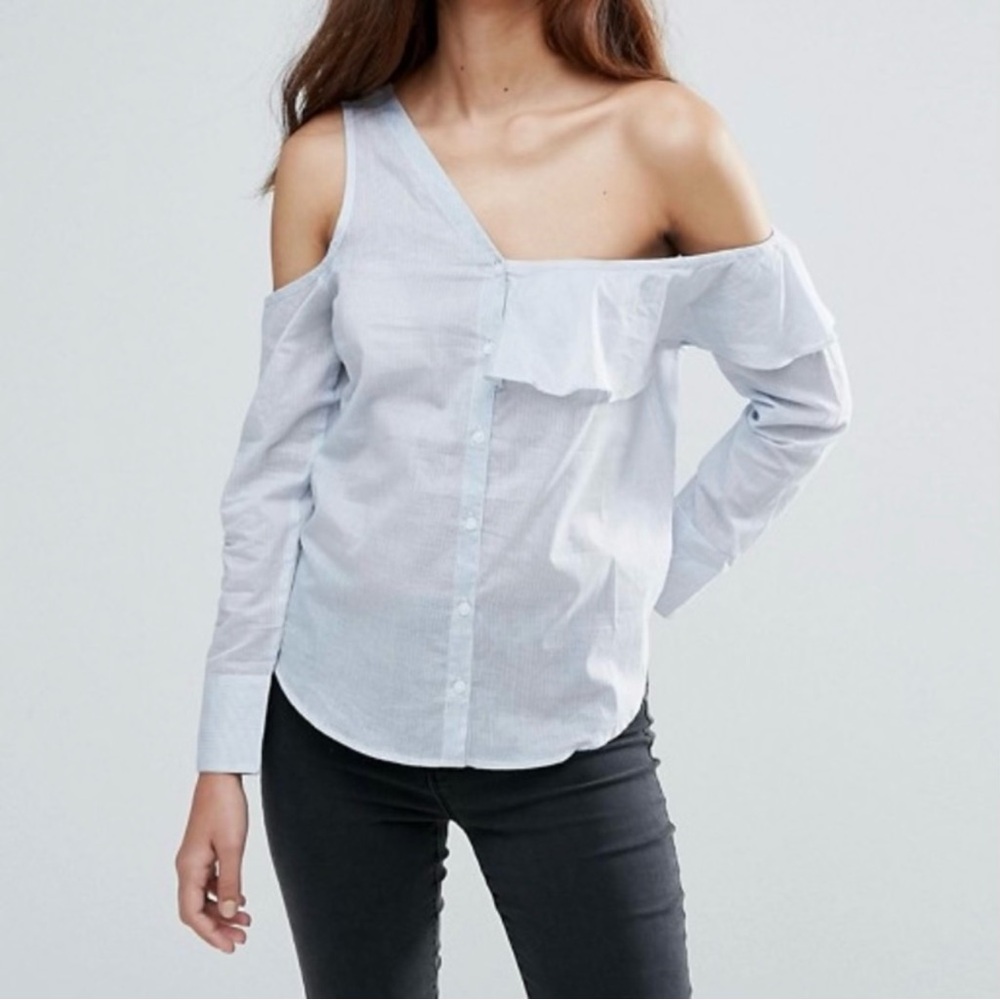Off shoulder button down